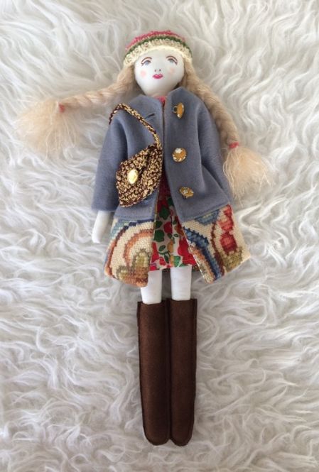 Hovedbilde SOLGT Dukke Marit