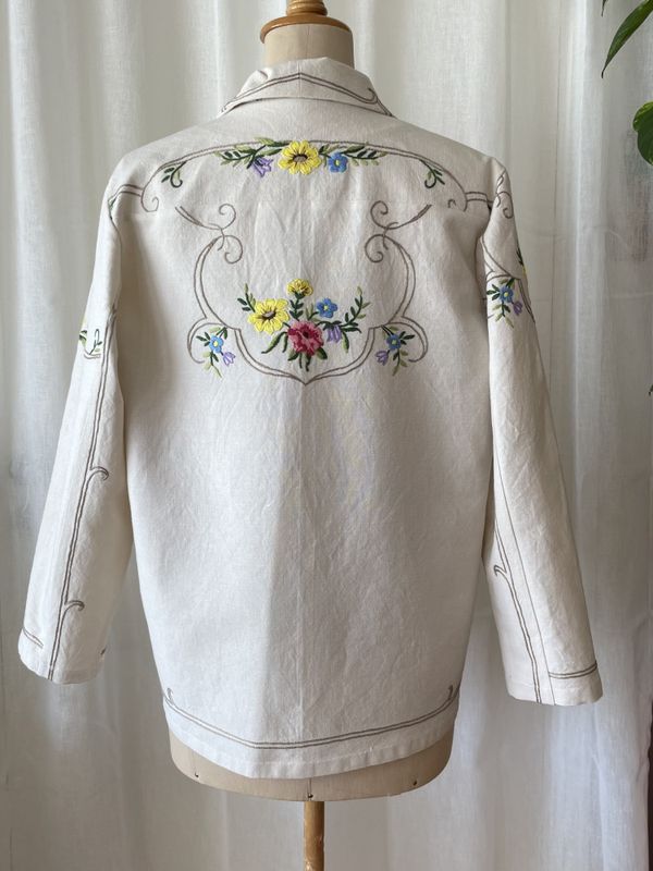 X SOLGT Skjortejakke offwhite med blomster 