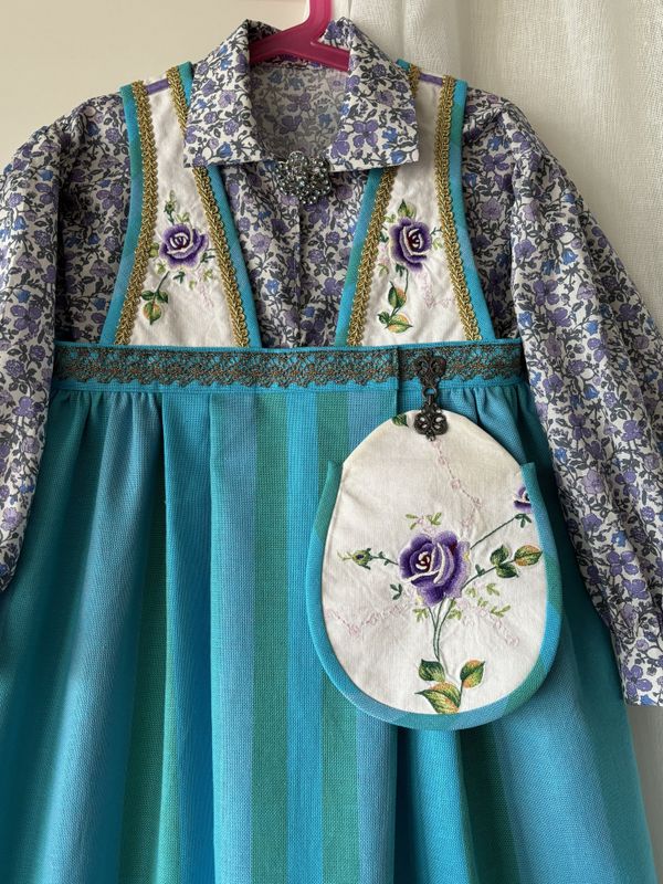 X SOLGT Festdrakt Astrid turkis/lilla med skjorte 