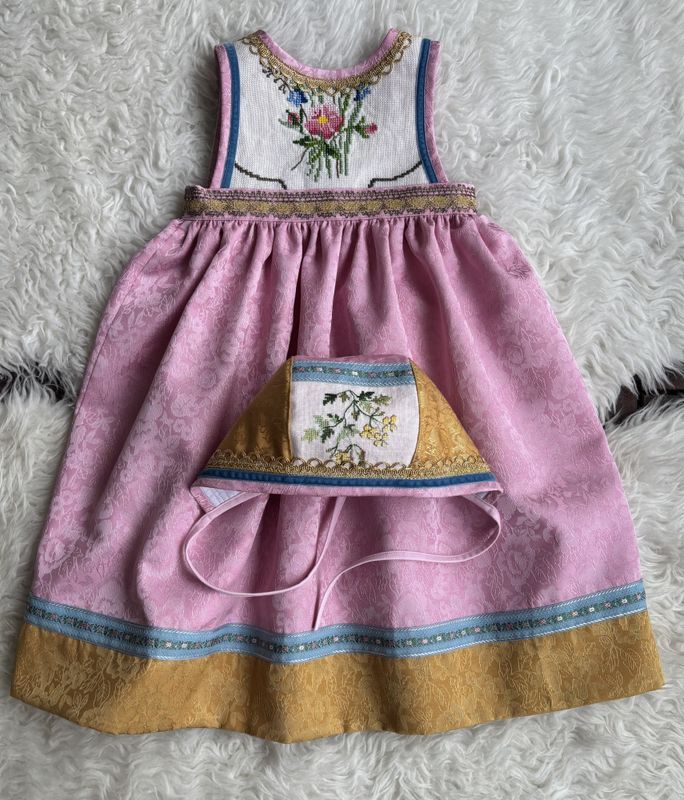 SOLGT Festdrakt Astridliten rosa/gul