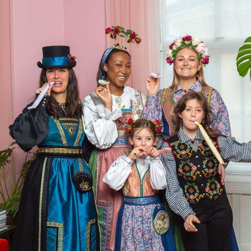 Festdrakter du syr selv