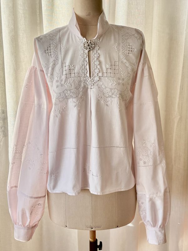 SOLGT Festdraktskjorte Amanda lys rosa